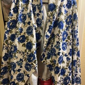 Floral Blue and White blazer